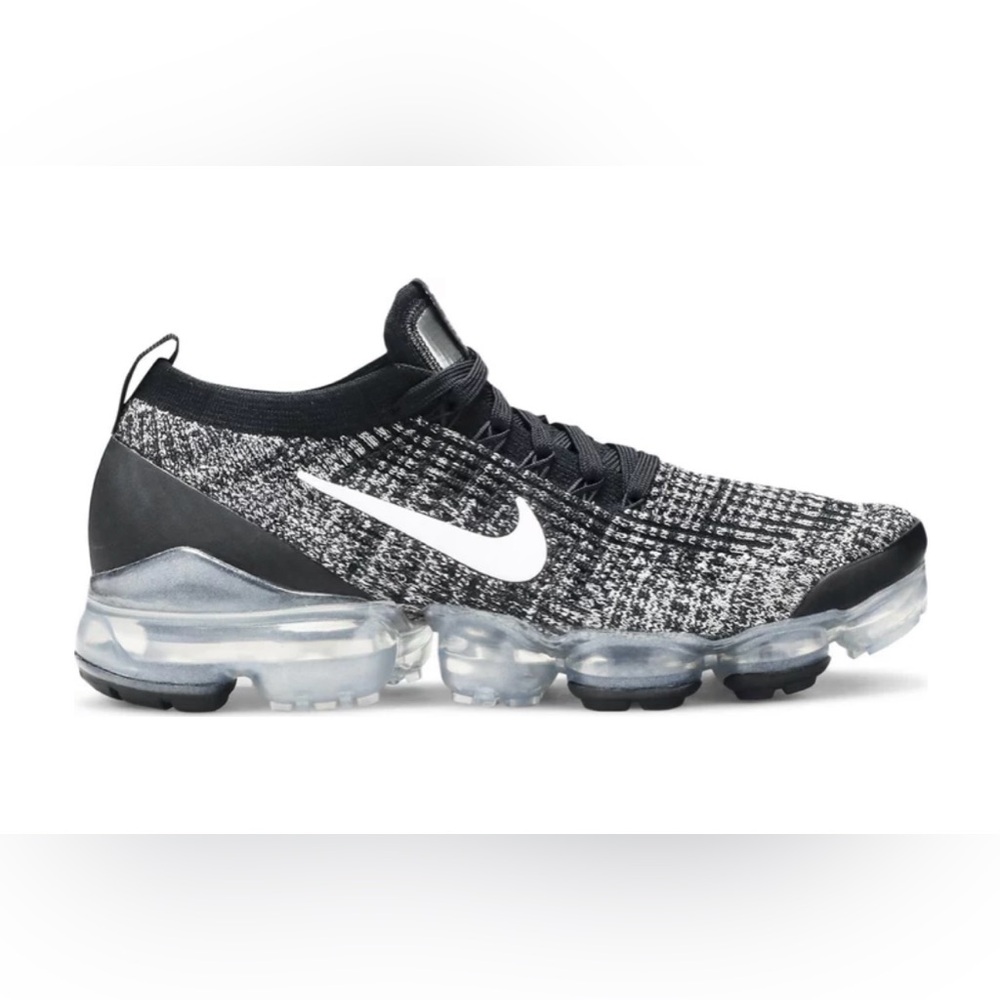 Nike Vapormax Flyknit 3 Oreo, Size 8